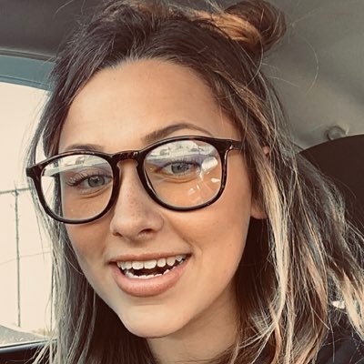 Profile Picture of Makayla Wright (@makshaew) on Twitter
