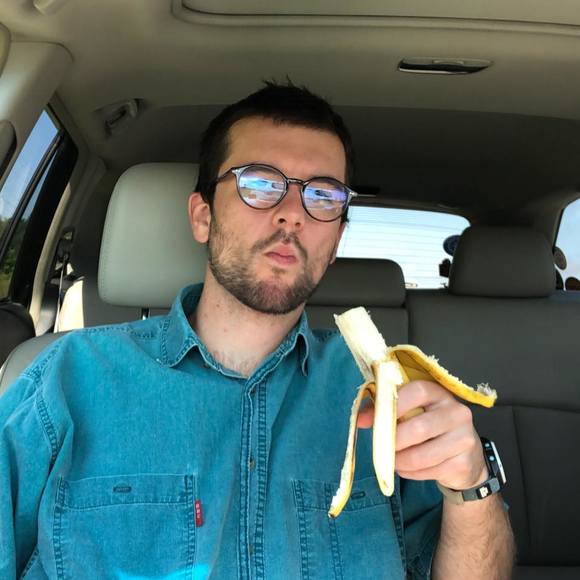 Profile Picture of Jakob Diskin (@jwdiskin) on Poshmark