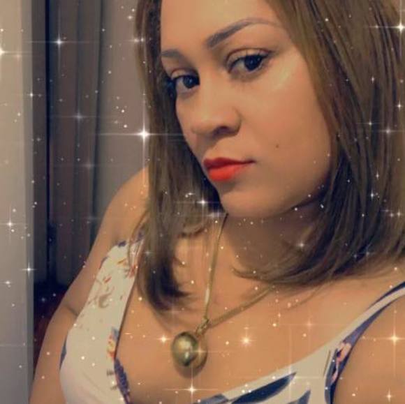 Profile Picture of Carmelina Almanzar (@carmelinaalmanz) on Poshmark