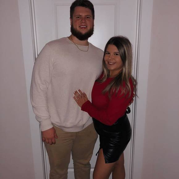 Profile Picture of Olivia Cicerone (@livcic11) on Poshmark