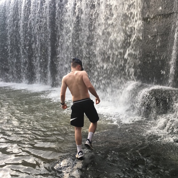 Profile Picture of Zach Miller (@zachmilller18) on Poshmark