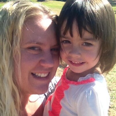 Profile Picture of Zoe Berger (@zavab4) on Twitter