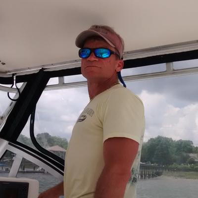 Profile Picture of John Callari (@johnsellsboats1) on Twitter