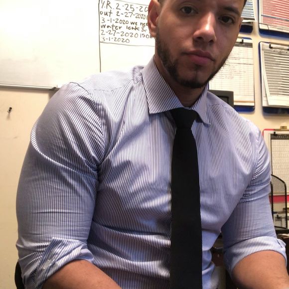 Profile Picture of Wilson Gonzalez (@gonz121314) on Poshmark