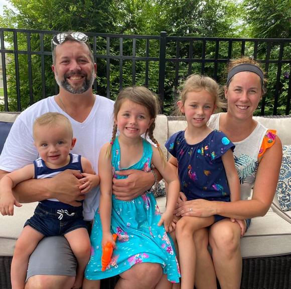 Profile Picture of Alicia Brownfield (@a_brownfield) on Poshmark