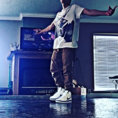 Profile Picture of Imm.kid (@HannersDavid) on Twitter