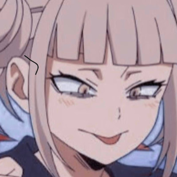 Profile Picture of Ariel Elliott (@ariel_ryo) on Poshmark