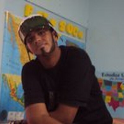 Profile Picture of John Andino (@pupilebron) on Twitter