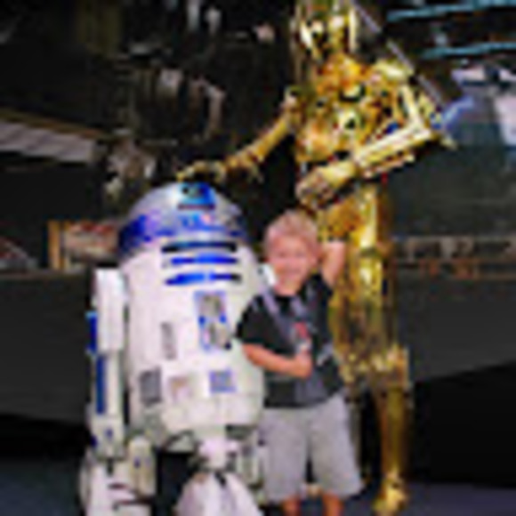 Profile Picture of Steven Fatone (@stevenfatone) on Poshmark