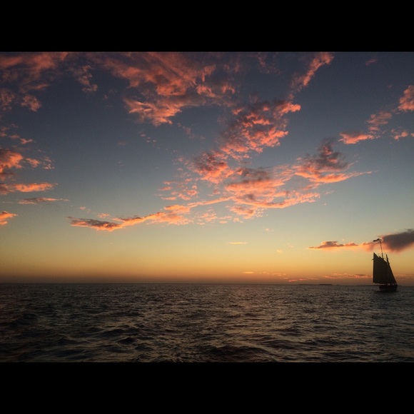 Profile Picture of Suzanne Fuster (@suet77) on Poshmark