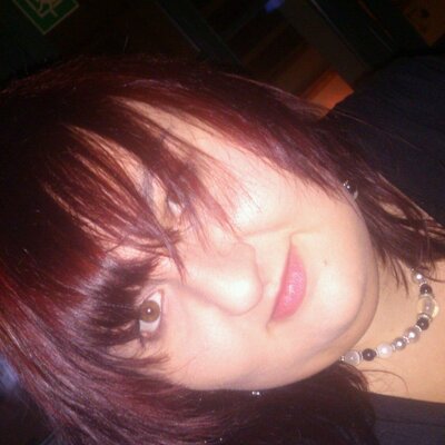 Profile Picture of Michaela Albert (@kleenewitch) on Twitter