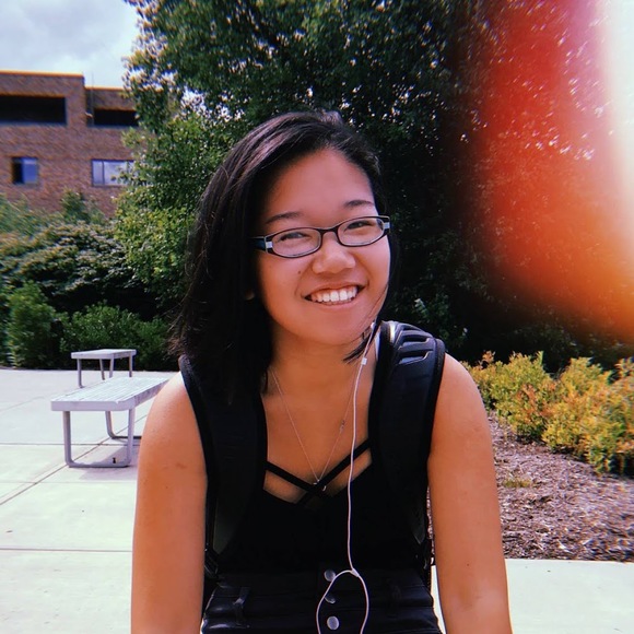 Profile Picture of Camellia Bisignano (@c_bisignano) on Poshmark