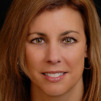 Profile Picture of Amanda Reid (@amandareidlive) on Twitter