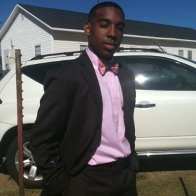 Profile Picture of Robert Burks (@JayBurks94) on Twitter