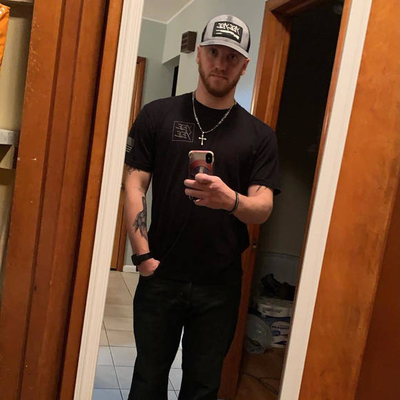Profile Picture of Michael Galka (@usmcgalka87) on Poshmark
