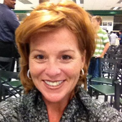 Profile Picture of Jennifer Lee Hackett (@JLeeHackett70) on Twitter