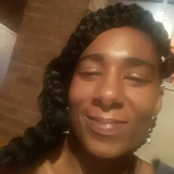 Profile Picture of Jeretta Ivy (@jerettaivy860) on Poshmark