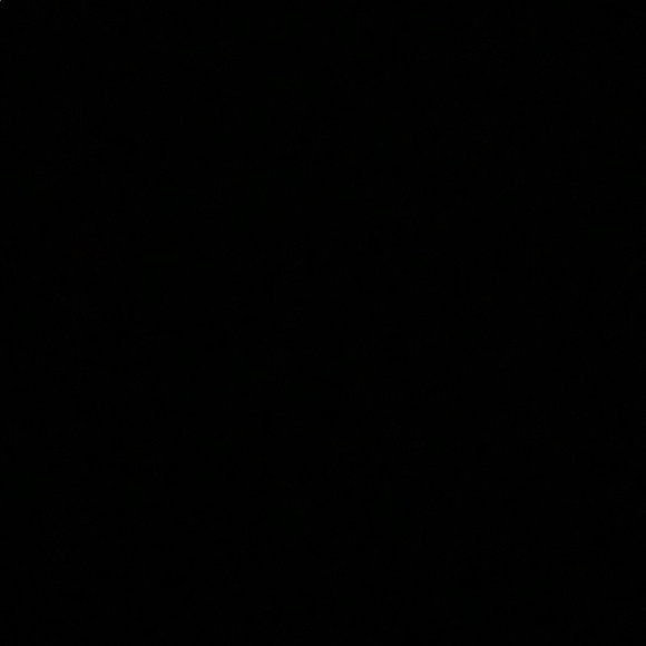 Profile Picture of Gavin Weaver (@gavinweaver792) on Poshmark