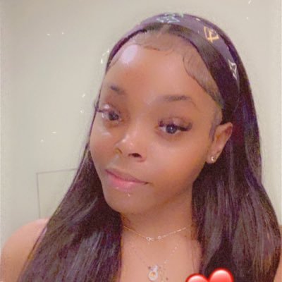 Profile Picture of Shantavia Jones (@JonesShantavia) on Twitter