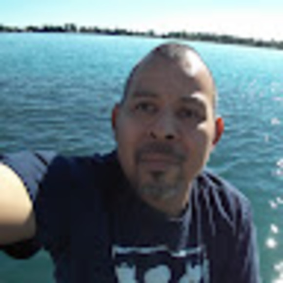 Profile Picture of Jesse Hernandez (@jesseihernandez) on Poshmark