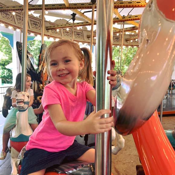 Profile Picture of Carrie Barnett smith (@cksmith04) on Poshmark