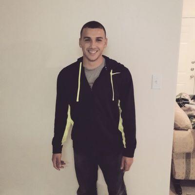 Profile Picture of Adrian Solis (@@asolis43) on Twitter
