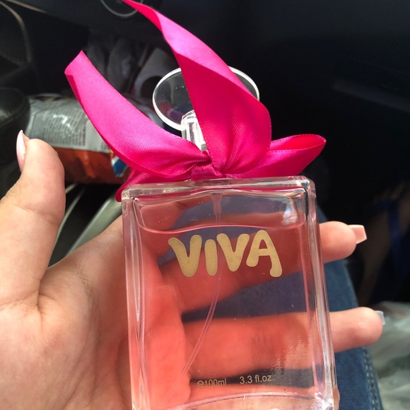 Profile Picture of Jayden Mazzola (@ilovejavien1) on Poshmark