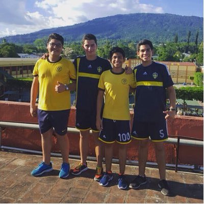 Profile Picture of Erik (@iErikRenderos) on Twitter