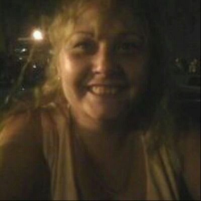 Profile Picture of Lara Paul (@larapaul63) on Twitter