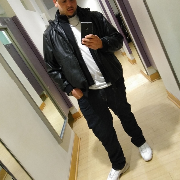 Profile Picture of Joey Quintana (@joeyq305) on Poshmark