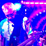 Profile Picture of Mike Como (@MCguit88) on Youtube