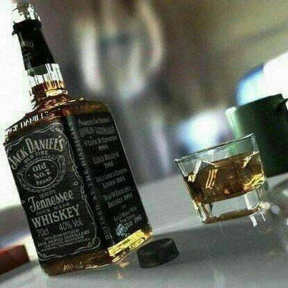 Profile Picture of Bobur Aliev (@bobur) on Poshmark