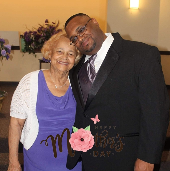 Profile Picture of Christopher Pope (@bama3754) on Poshmark