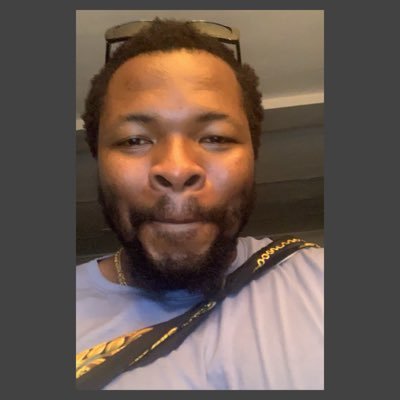 Profile Picture of Tobi Mohammed 👳🏾‍♂️ (@AlhajiPopping) on Twitter