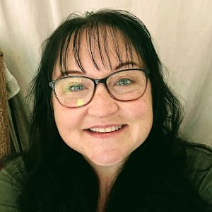 Profile Picture of CRYSTAL HENDRIX (@crystalhendrix8) on Tiktok
