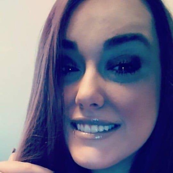 Profile Picture of Hailey Vance (@hailey_vance) on Poshmark