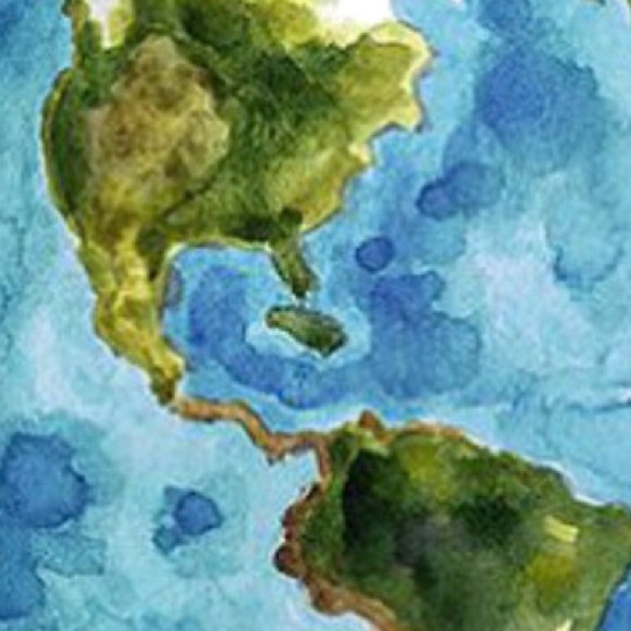 Profile Picture of Emily Cassetti (@emily2221567) on Poshmark