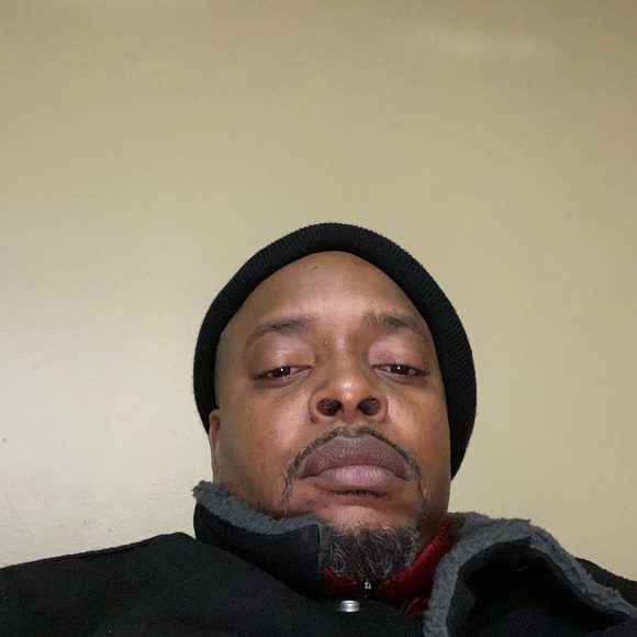 Profile Picture of Dwayne Cross (@mrcross630) on Poshmark