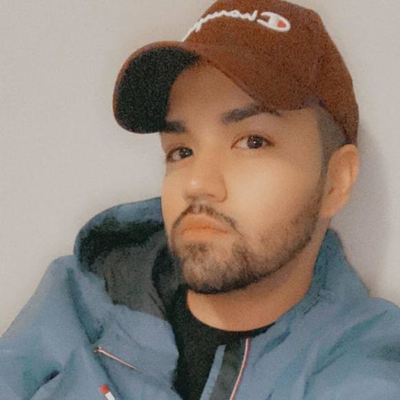 Profile Picture of Erik Fernandez (@erikkricci88) on Poshmark