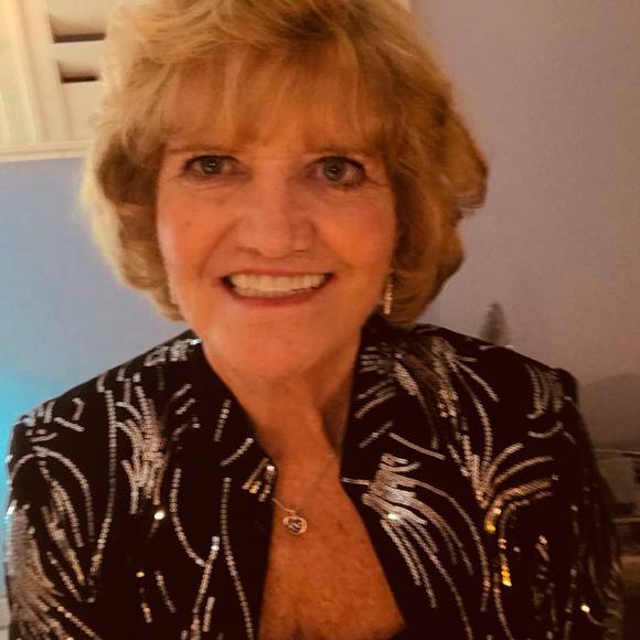 Profile Picture of Mary Chabriel (@mchabriel) on Poshmark