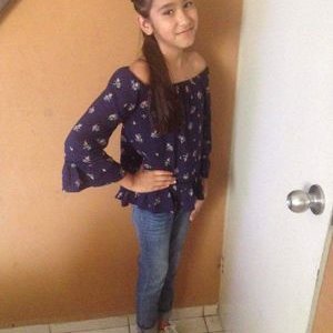Profile Picture of Alessandra Ramirez (@Alessan09034728) on Twitter
