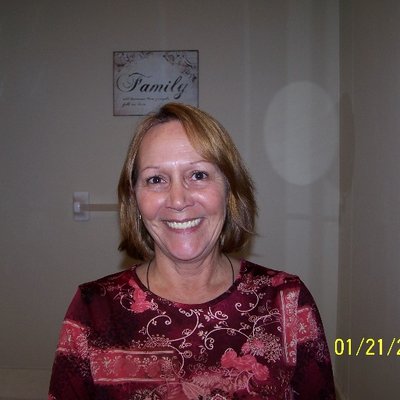 Profile Picture of Linda Whiteman (@linmar14) on Twitter