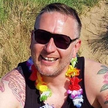 Profile Picture of Richard Heather (@RichardHeathe20) on Twitter