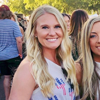 Profile Picture of Kelli Wallace (@kelli_wallace) on Twitter