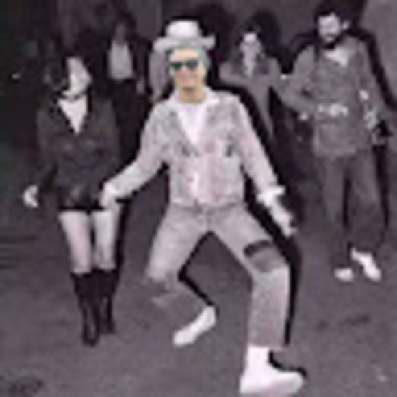 Profile Picture of Kris Rorke (@kristoferrorke) on Poshmark