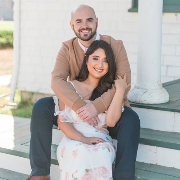 Profile Picture of Crystal Zamora (@cryscrossed) on Poshmark