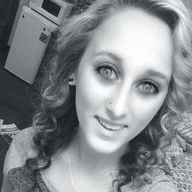 Profile Picture of Michaela Winchell (@michaela2016) on Pinterest