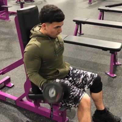 Profile Picture of Israel (@Sesquipedalio) on Twitter