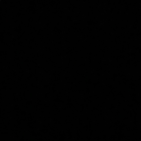 Profile Picture of Ava Boado (@ava_rose_21) on Poshmark