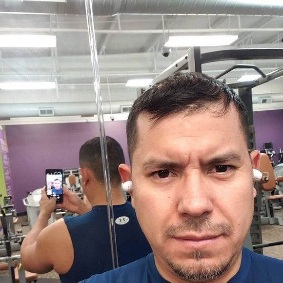 Profile Picture of Rogelio Rodriguez (@rogeliorodrigue) on Poshmark
